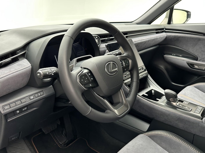 Vehicle image LEXUS LBX