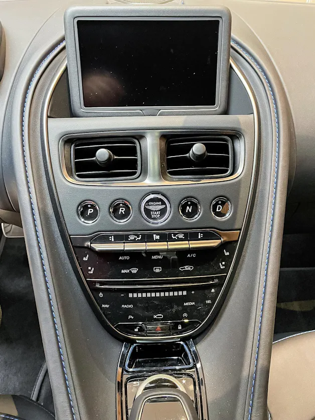 Aston Martin DB11 Coupé 4.0 V8 Bi-Turbo