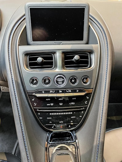 Vehicle image ASTON MARTIN DB11