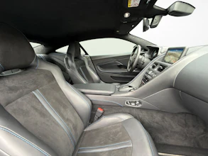 https://vehicle.imgix.net/3868475/75fd2bb1-04fe-4ddd-8ca9-8a7817a816e0.jpg