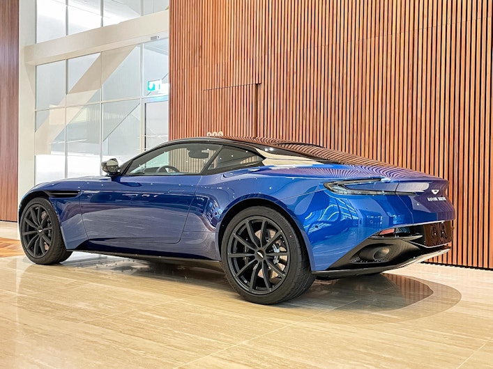 Vehicle image ASTON MARTIN DB11