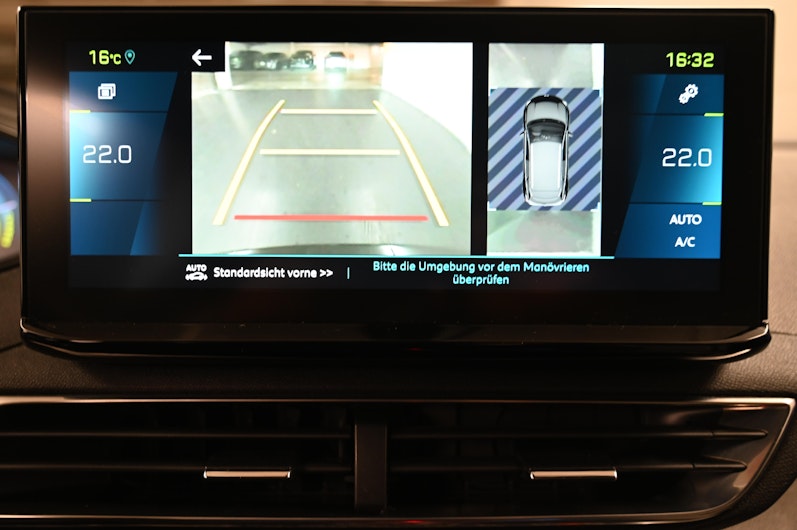 Vehicle image PEUGEOT 3008