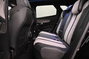 Vehicle image PEUGEOT 3008 1.6 Plug-in Hybrid4 GT Pack