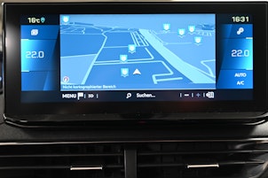 Vehicle image PEUGEOT 3008 1.6 Plug-in Hybrid4 GT Pack