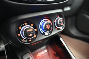 Vehicle image OPEL Adam 1.0i eFLEX Rocks S/S