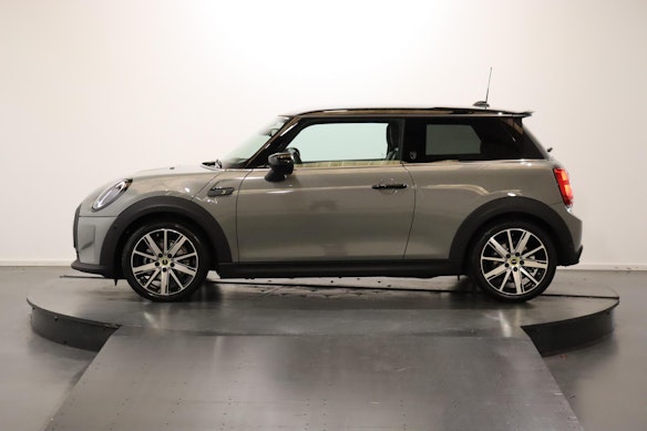 MINI Mini F56 Cooper SE 1