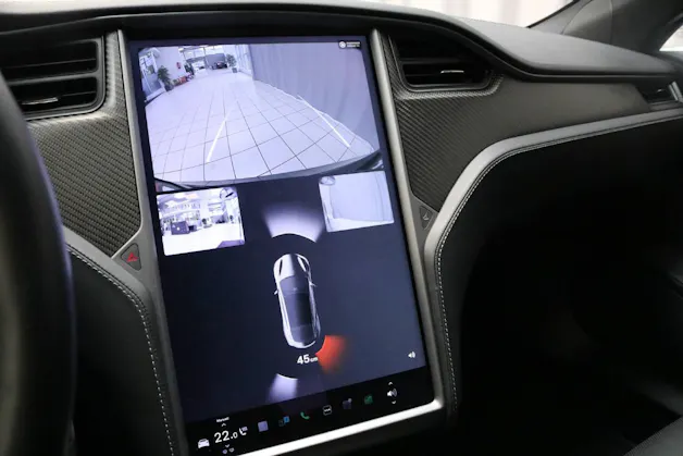Tesla Model S Ludicrous Performance 795 PS
