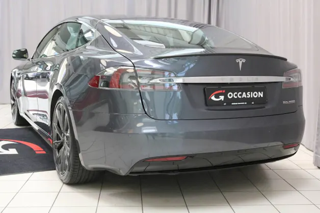 Tesla Model S Ludicrous Performance 795 PS