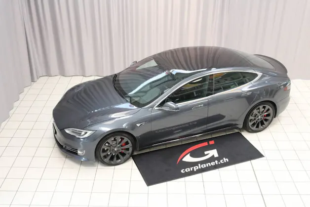 Tesla Model S Ludicrous Performance 795 PS