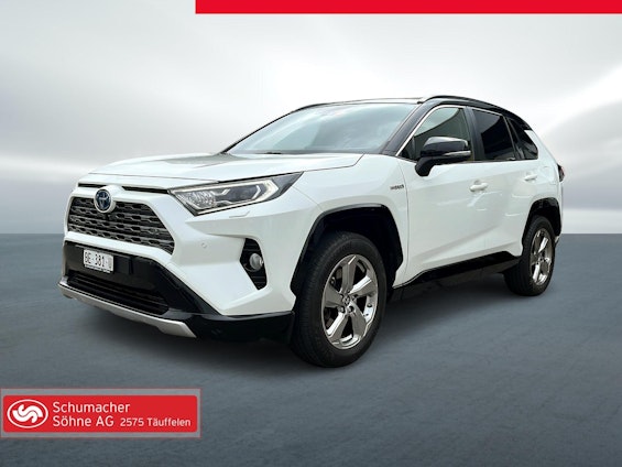First vehicle image