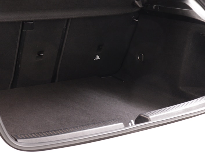 Vehicle image MERCEDES-BENZ A 180