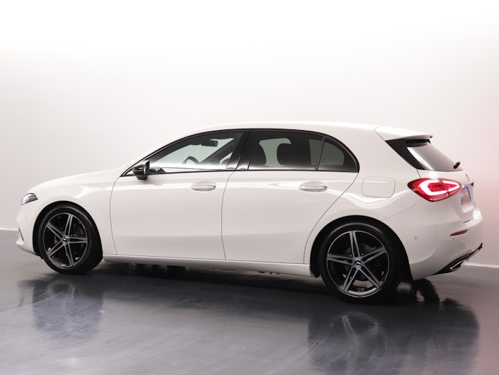 Vehicle image MERCEDES-BENZ A 180