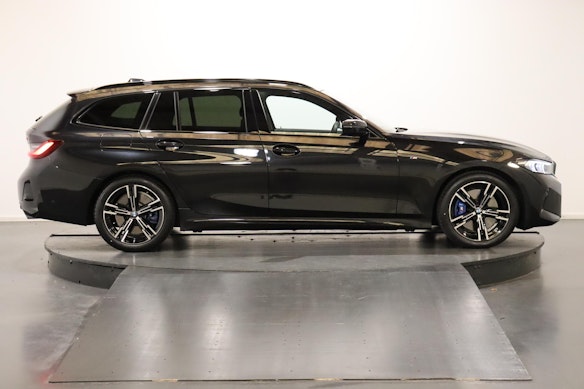 BMW 320d xDrive SAG Touring 2