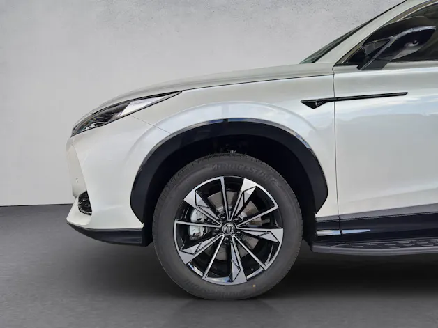 MG HS 1.5 PHEV Luxury