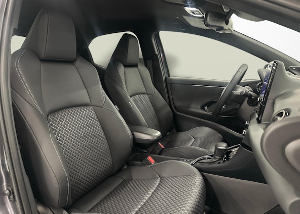 Vehicle image 9 Vehicle image 9