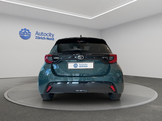 Vehicle image 7