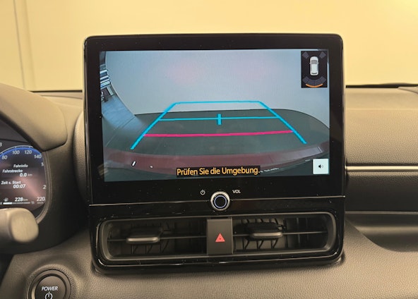 Vehicle image 9 Vehicle image 9