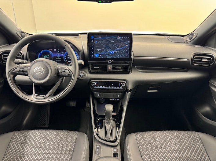 Vehicle image TOYOTA YARIS