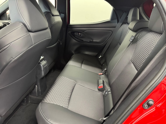 Vehicle image TOYOTA YARIS