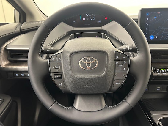 Vehicle image 8 Vehicle image 8