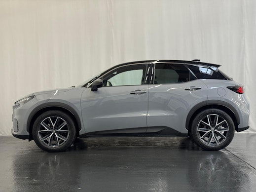 LEXUS LBX 1.5 Hybrid Cool AWD 3