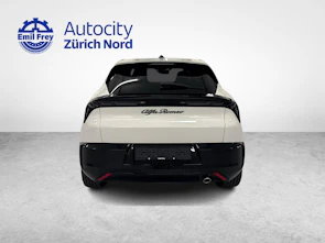 Fahrzeugbild ALFA ROMEO Junior 1.2 Ibrida Q4