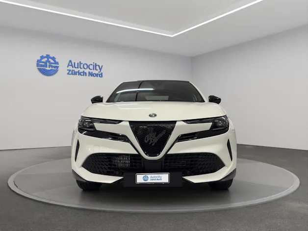 Alfa Romeo Junior 1.2 Ibrida Q4