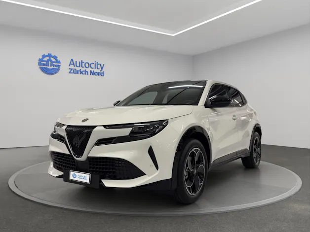 Alfa Romeo Junior 1.2 Ibrida Q4