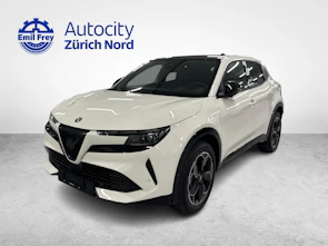 Fahrzeugbild ALFA ROMEO Junior 1.2 Ibrida Q4