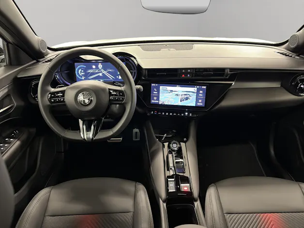 Alfa Romeo Junior 1.2 Ibrida Q4