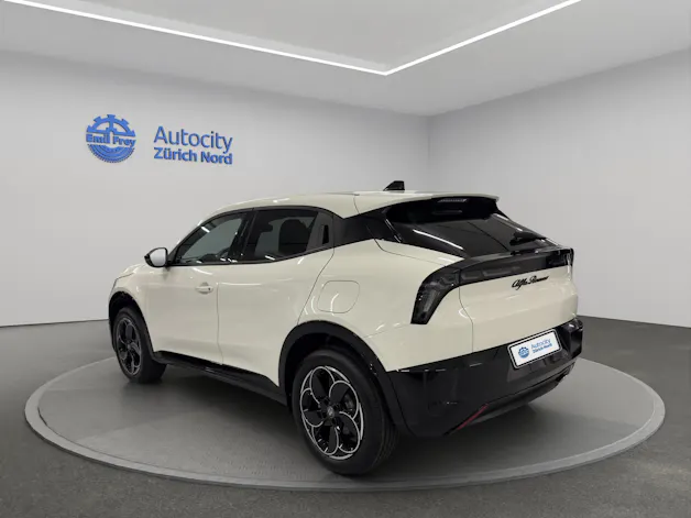 Alfa Romeo Junior 1.2 Ibrida Q4