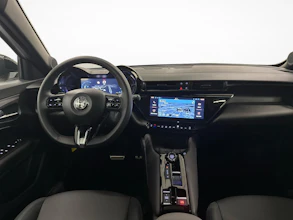 https://vehicle.imgix.net/3869513/dd797daa-a923-4ea4-9b2e-24f9172b1b21.jpg