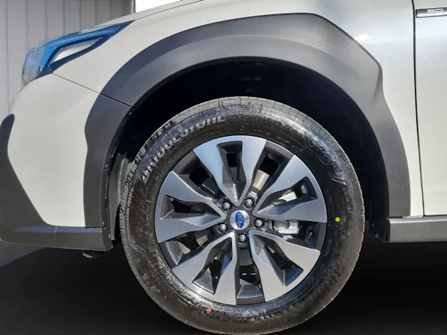 Subaru Outback 2.5i 30th Anniversary Edition
