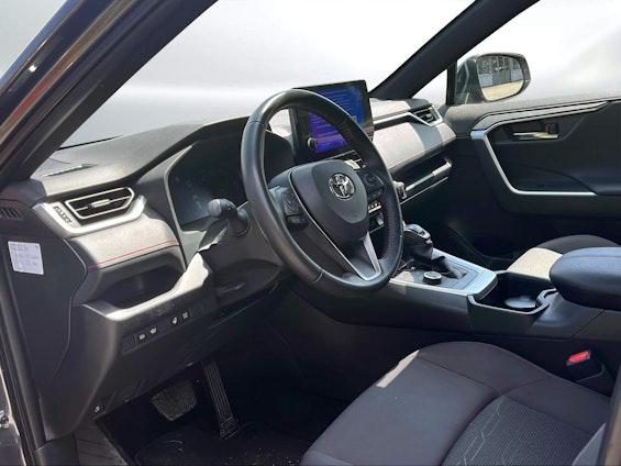 Vehicle image 6 Vehicle image 6