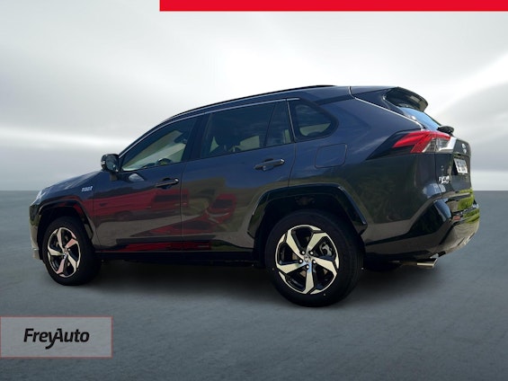 Vehicle image 2 Vehicle image 2