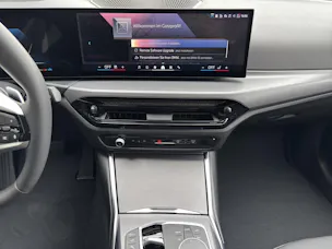 BMW 320d xDrive Touring