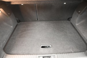 Vehicle image RENAULT Captur 1.3 TCe 160 Initiale EDC