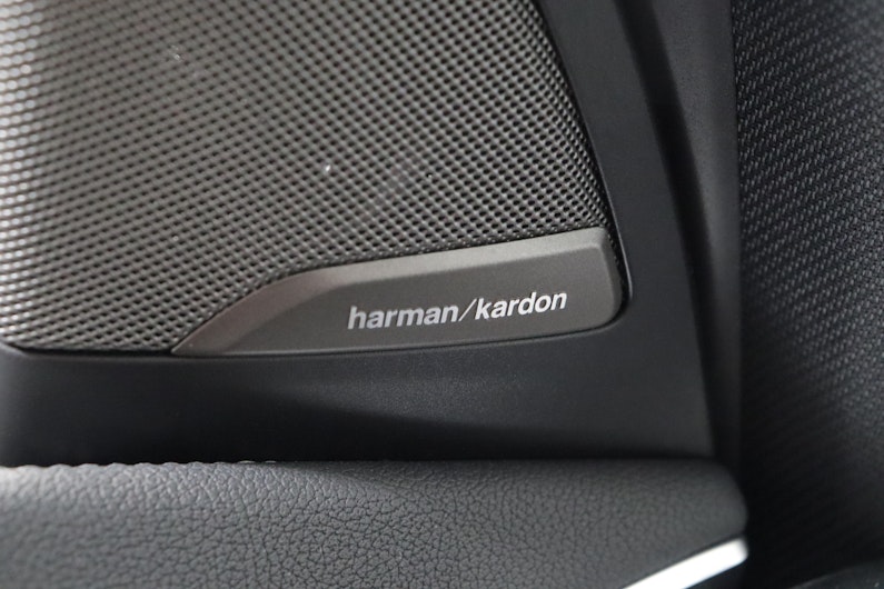 Vehicle image BMW iX3