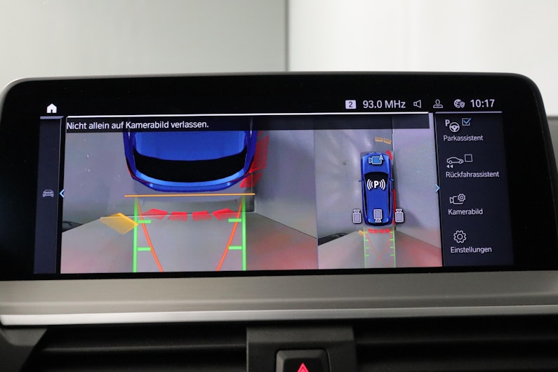 Vehicle image BMW iX3