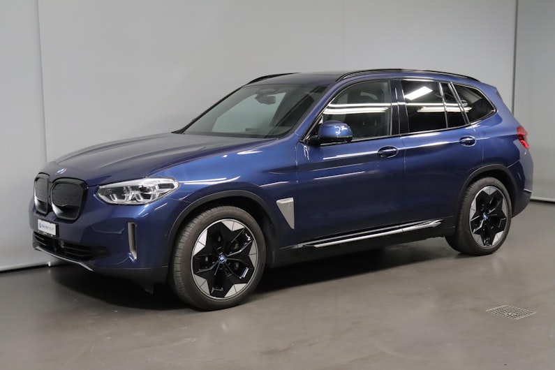 Vehicle image BMW iX3