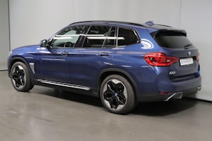 Vehicle image BMW iX3 E-Motor