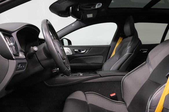 VOLVO V60 2.0 T8 TE Polestar eAWD 3