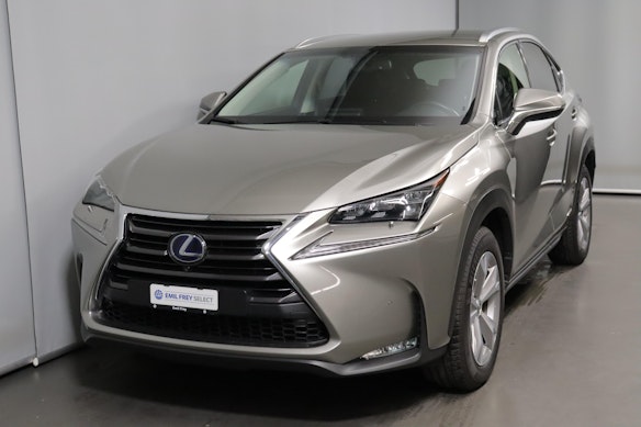 LEXUS NX 300h Excellence 0