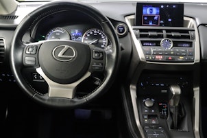 Vehicle image LEXUS NX 300h Excellence