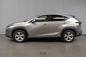Vehicle image LEXUS NX 300h Excellence