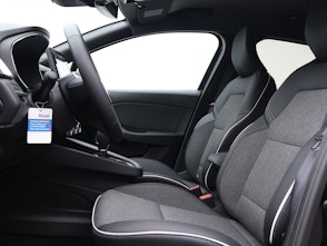 Vehicle image MITSUBISHI Colt 1.6 HEV Instyle