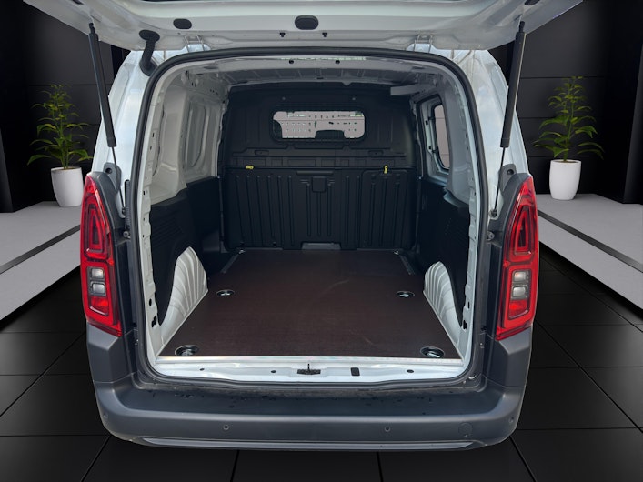 Vehicle image OPEL COMBO