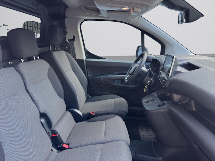 Vehicle image OPEL COMBO