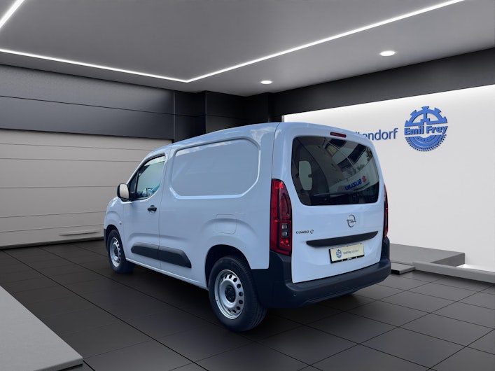Vehicle image OPEL COMBO