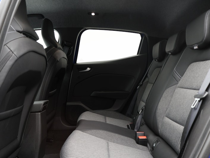 Vehicle image MITSUBISHI COLT